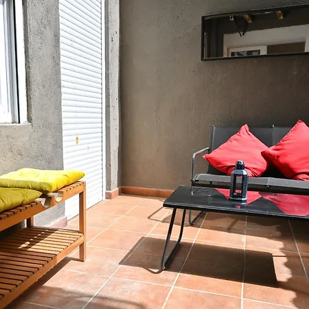 For You Rentals Encantador apartamento TEMPORAL de un dormitorio con patio en Vallecas FIG57B-3